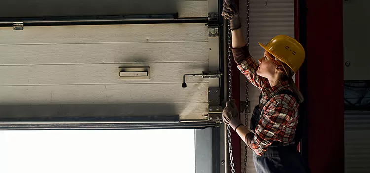 Addressing Common Garage Door Stoppage Issues in Prairieville, LA